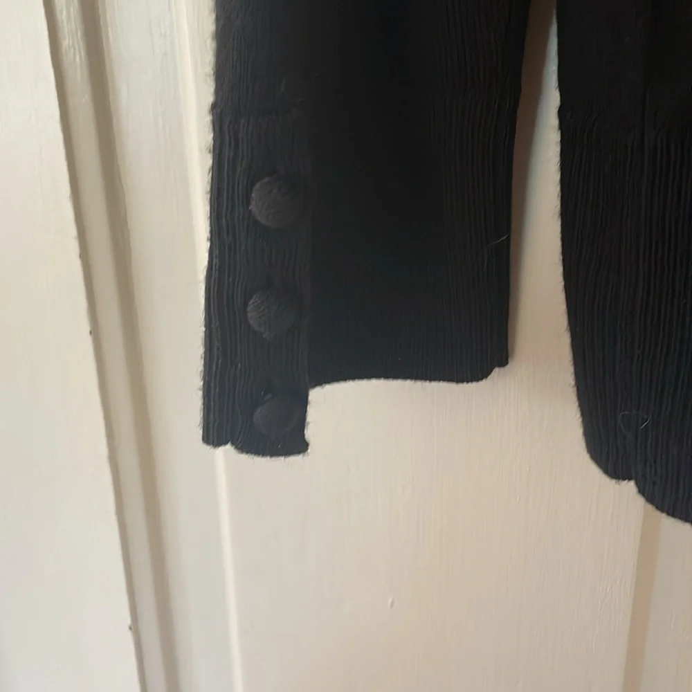 Talbots woman’s Black Merino Wool Cowl neck Sweater - Picture 14 of 14